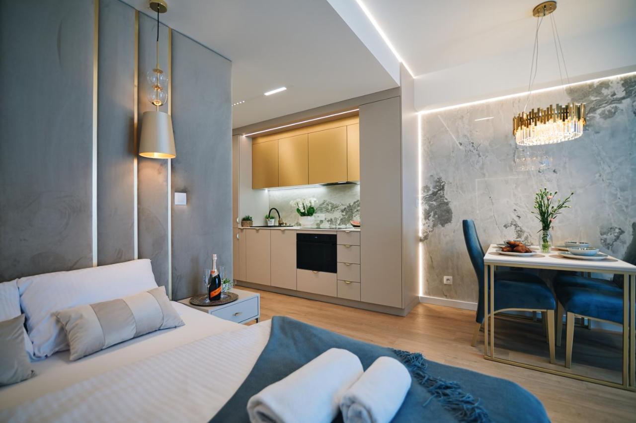Blekitna Laguna Apartment ซาตอร์ ภายนอก รูปภาพ
